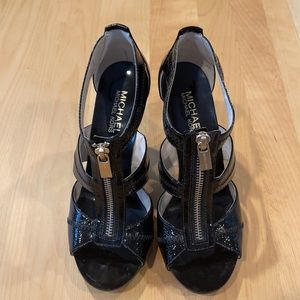 Michael Kors Ladies Leather Black Zipper 4012C